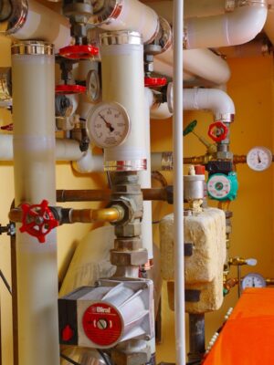 Профессиональный монтаж радиаторов отопления Профессиональный монтаж радиаторов отопления